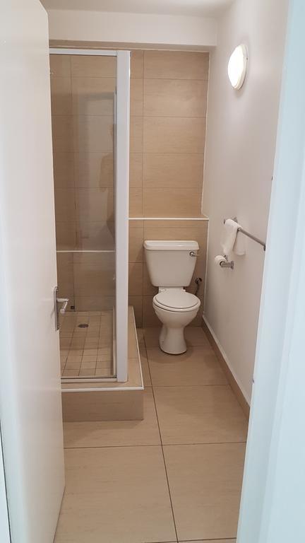 Tenbury Apartments 다반 외부 사진